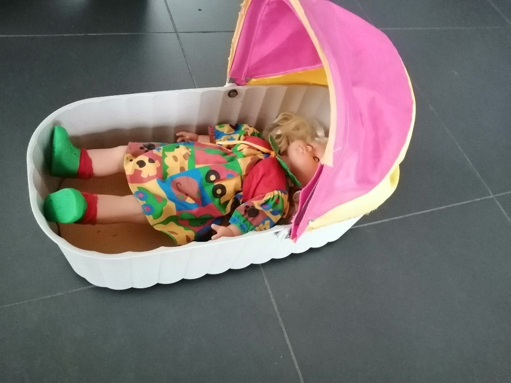 gratis pop + poppenbed, Enlèvement ou Envoi, Utilisé, Baby Pop