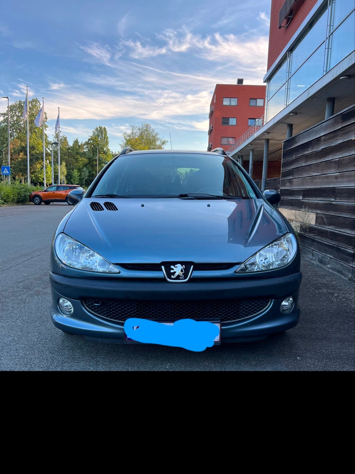 Peogeot 206 sw( prijs bespreekbaar)., Auto's, Peugeot, Voorwielaandrijving, 1360 cc, Zwart, 4 cilinders