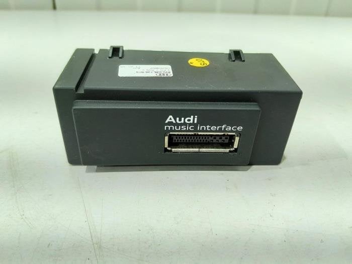 Connexion USB d'un Audi A3, -, 3 mois de garantie, Audi, Utilisé