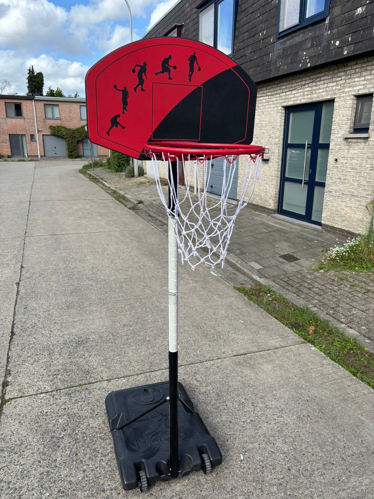 In de hoogte verstelbare basketbalring, Sport en Fitness, Ophalen, Gebruikt, Ring, Bord of Paal