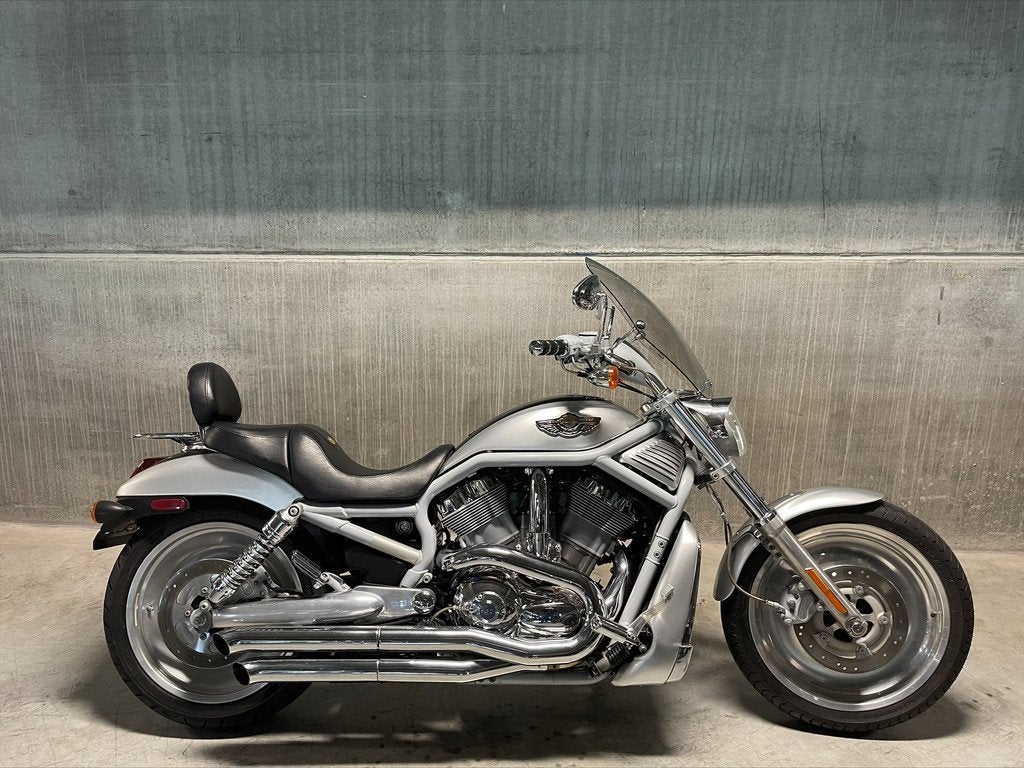 Harley-Davidson Cruiser V-Rod 100th Anniversary Limited Edit, Motoren, Harley-Davidson, Customerservices@harley‑davidson.com, Bedrijf