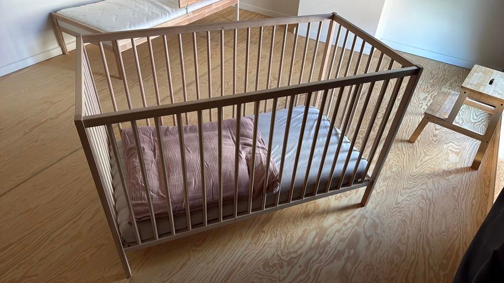 Baby bedje ikea, Enlèvement, Comme neuf