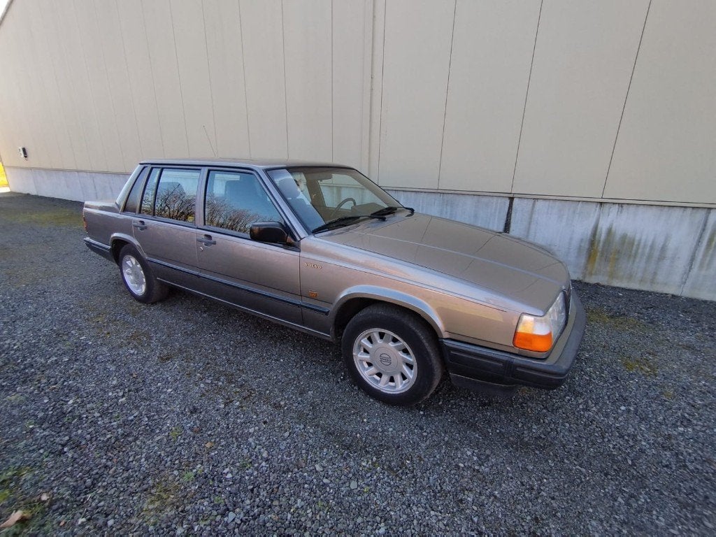 Volvo 740 Oldtimer, foto 4