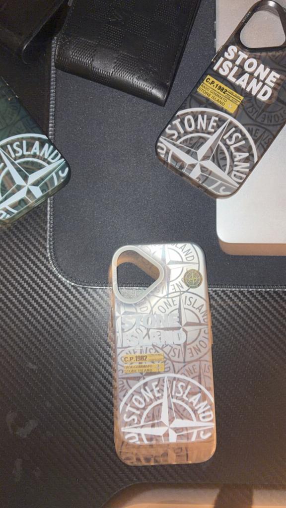 Coque Stone Island pour iPhone 17/16, Enlèvement ou Envoi, IPhone 16, Comme neuf, Gris
