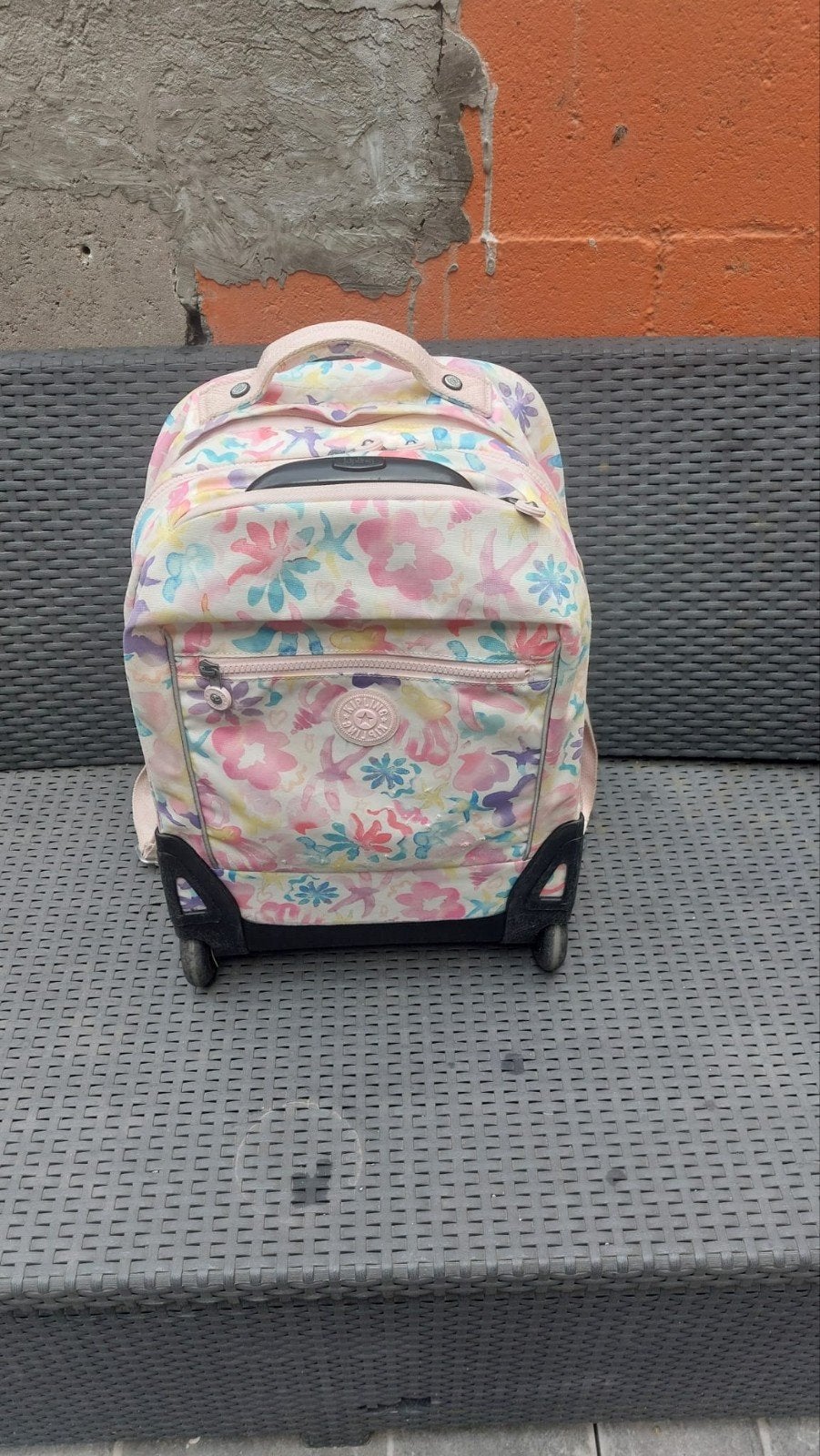 cartable kipling roulettes, Enlèvement