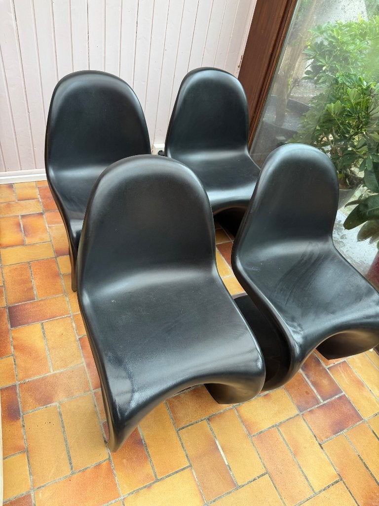 4 chaises Pantone style, Huis en Inrichting, Ophalen, Kunststof, Zwart, Zo goed als nieuw