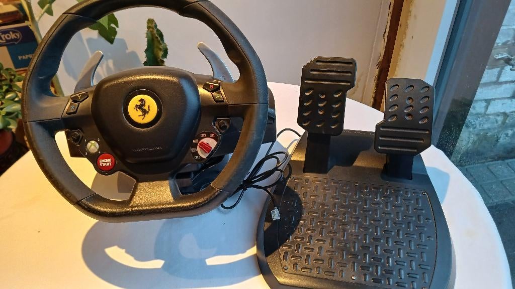 Ferrari-stuurwiel voor xbox 360, Games en Spelcomputers, Games | Xbox 360, 1 speler, Ophalen of Verzenden, Zo goed als nieuw, Sport