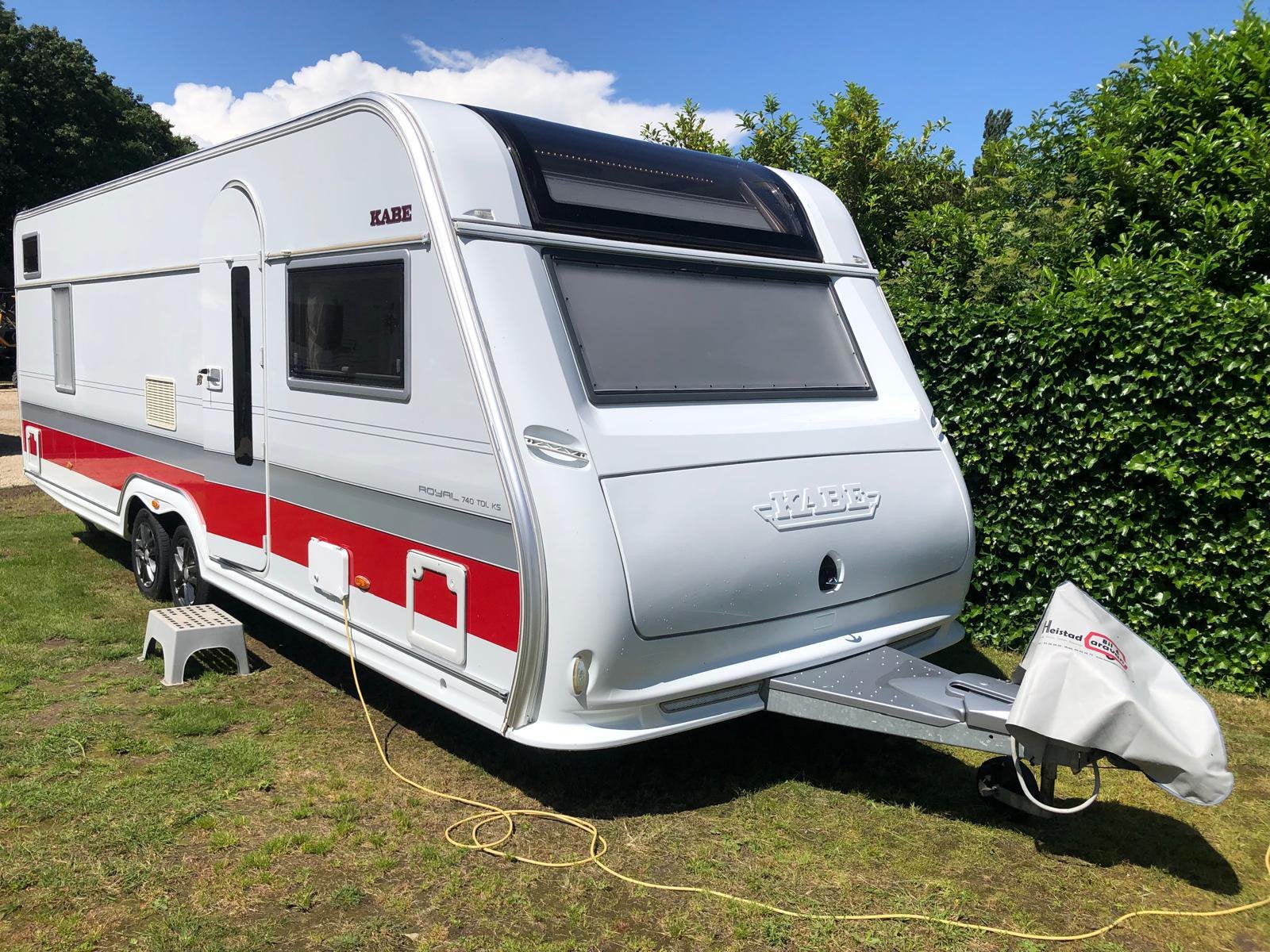 Caravan Kabe Royal 740 TDL KS, Caravanes & Camping, Caravanes, Entreprise, jusqu'à 4, Banquette en rond, Kabe, Douche, Porte moustiquaire