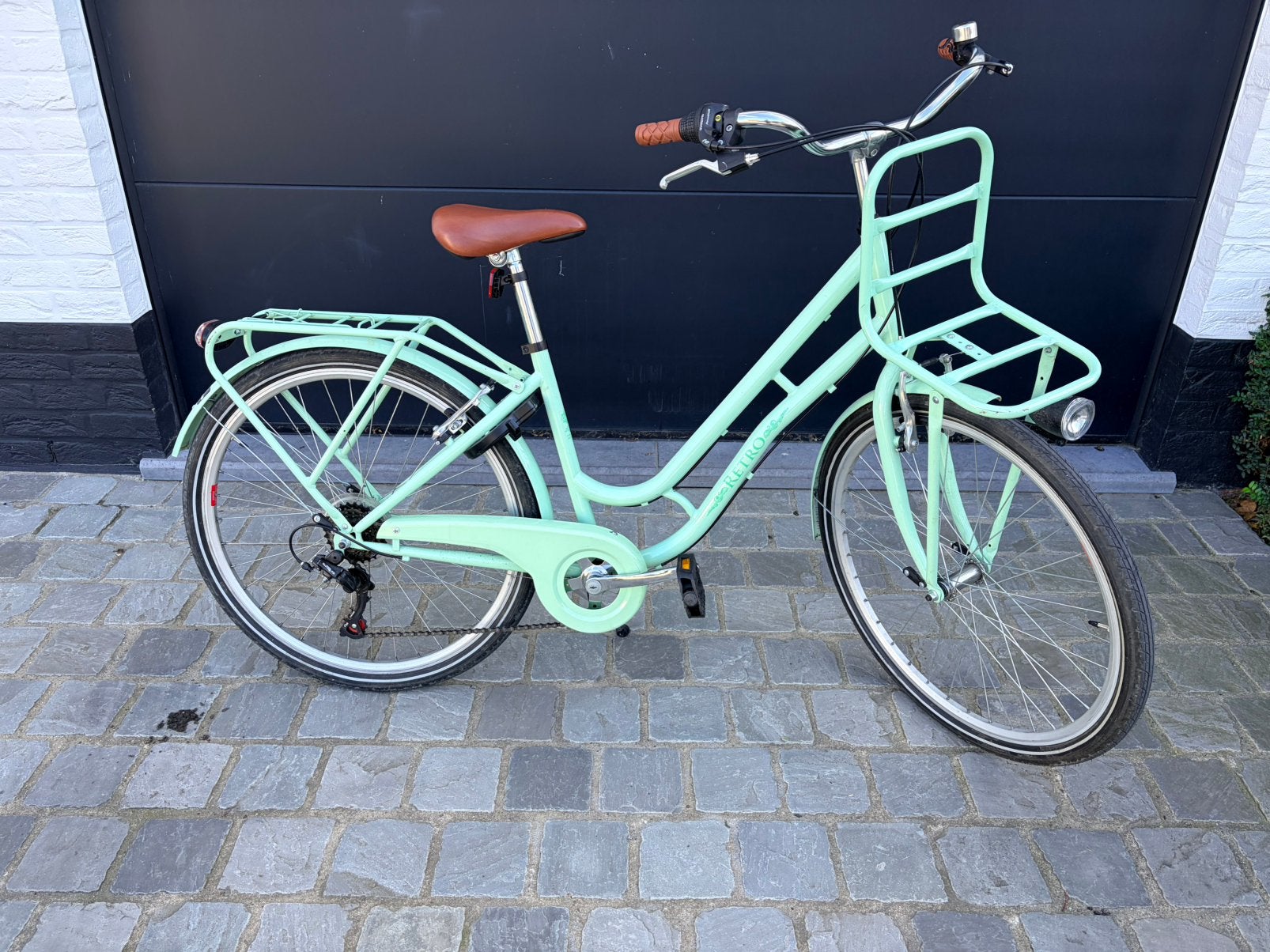 Mooie retrolook meisjesfiets maat 26 inch, Fietsen en Brommers, Fietsen | Meisjes, Velgrem, Versnellingen, Zo goed als nieuw, Ophalen