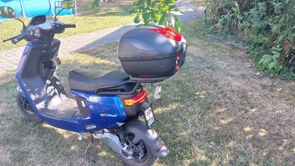 Elektrische scooter type A, Fietsen en Brommers, Steps, Ophalen, Zo goed als nieuw, NIU MQi Sport