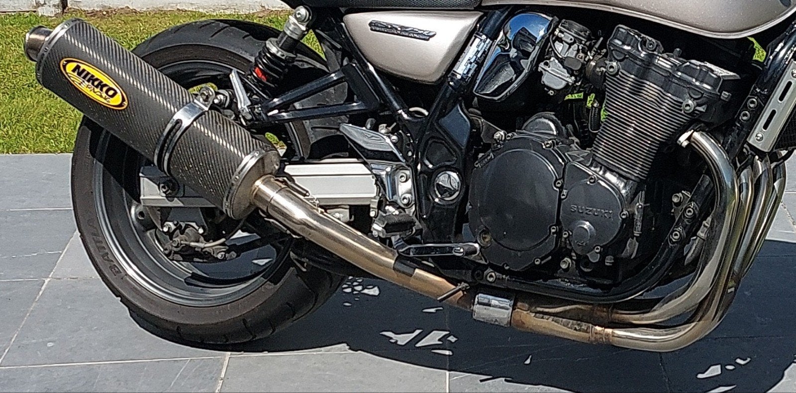 Nikko Racing uitlaat GSX750 GSXR750 GSXF750/600 BANDIT600, Motoren, Ophalen