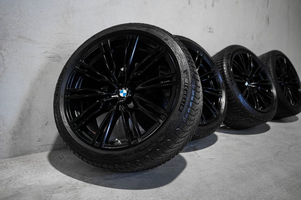 Kit HIVER 19' original pour BMW M2-M3-M4 G80, Autos : Pièces & Accessoires, Pneus hiver, Véhicule de tourisme, 275 mm, Utilisé