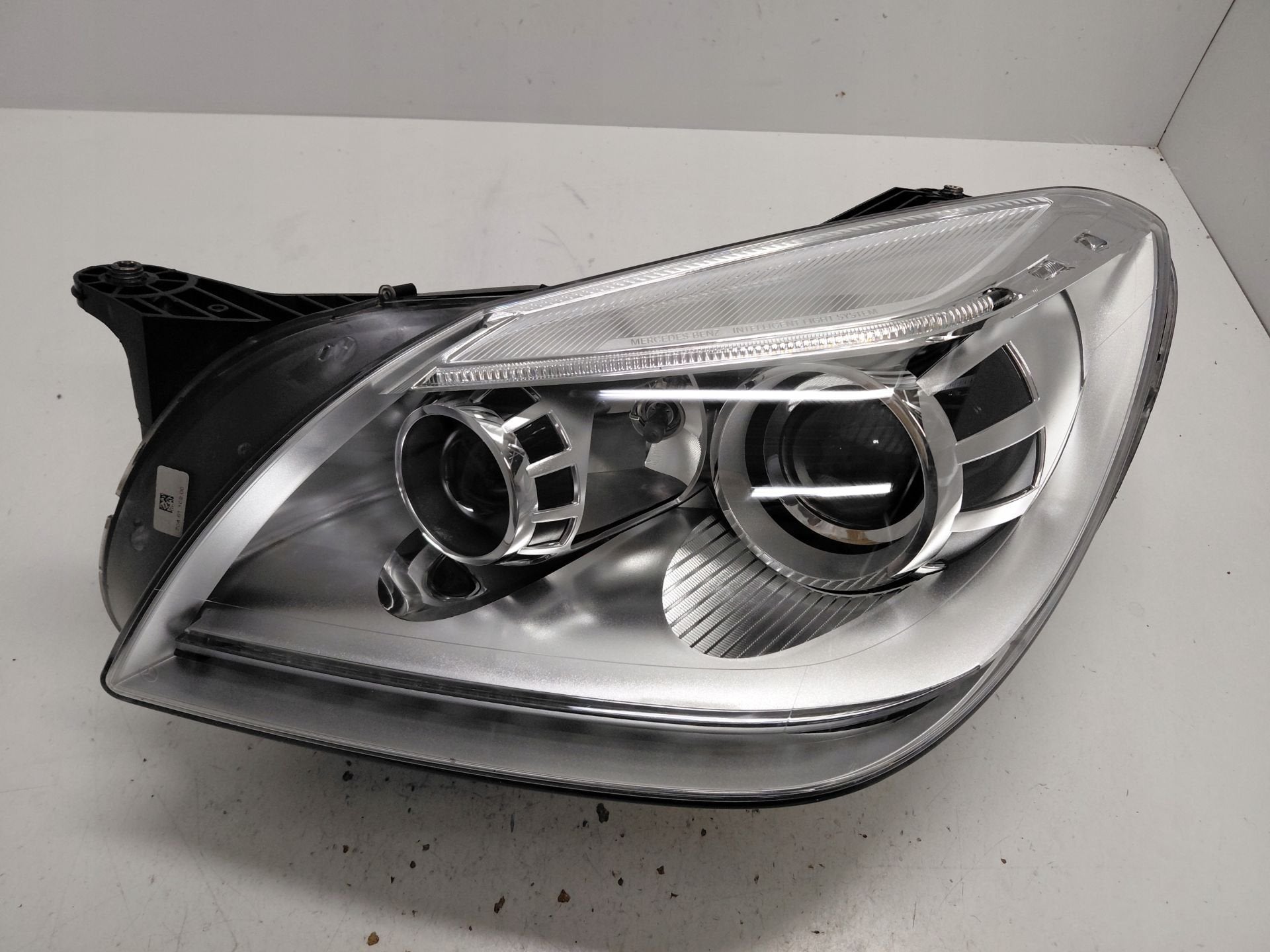 Mercedes SLK SLC W172 Koplamp Links A1728202561, Gebruikt, Mercedes-Benz AG, Mercedes-Benz, Mercedesstrasse 120
70372  Stuttgart, DE