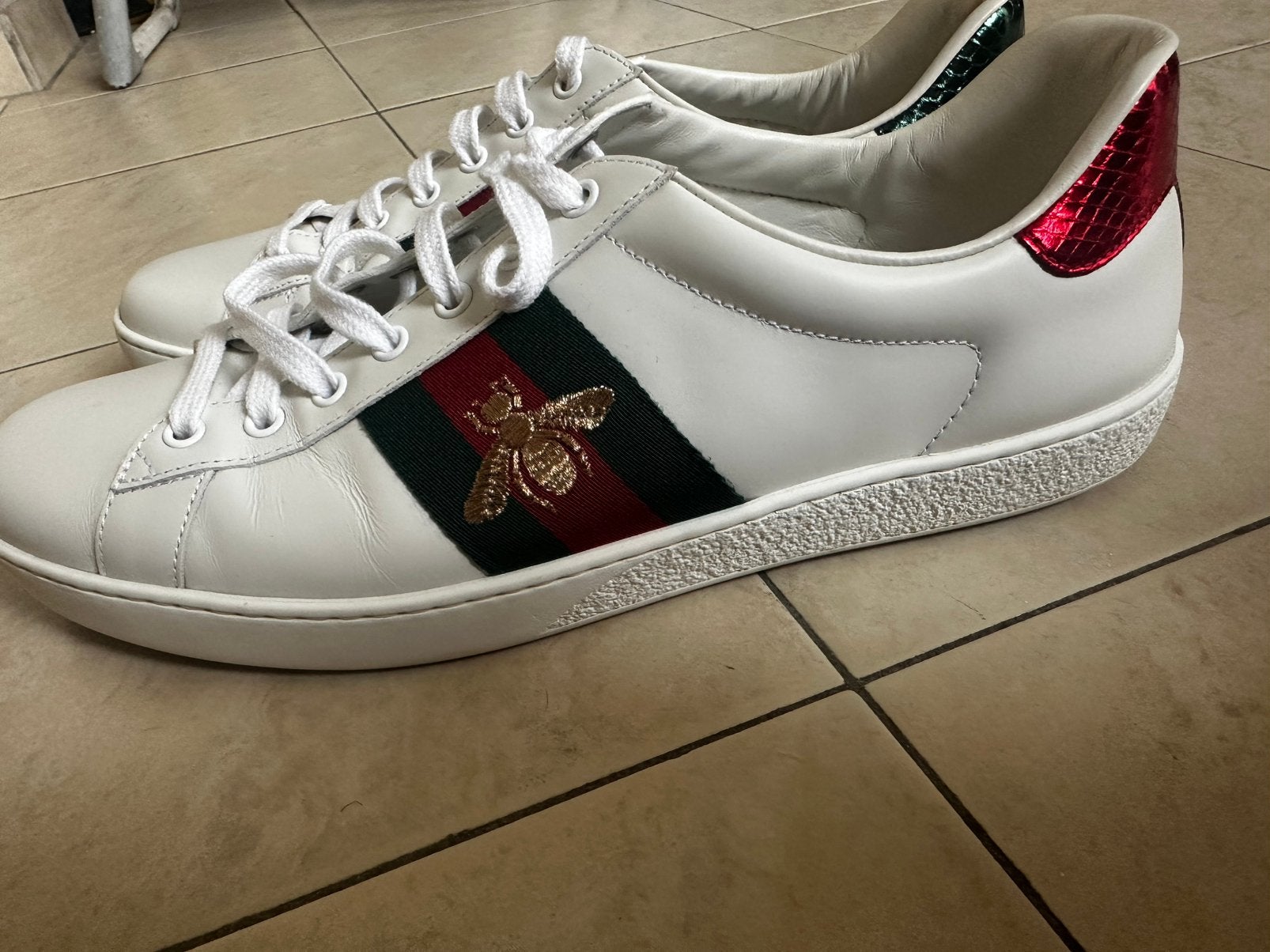 Gucci Ace Bee size 10 fits 11 - Geen doos, Enlèvement ou Envoi, Comme neuf, Baskets