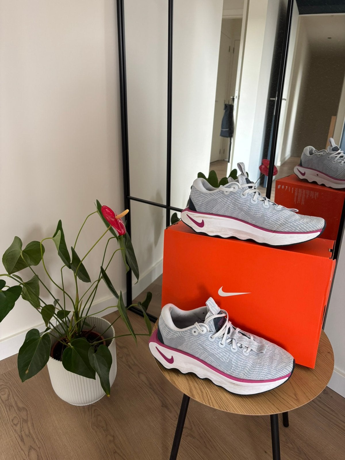Nike Motiva 41 met originele schoendoos, Vêtements | Femmes, Chaussures, Porté, Chaussures de marche, Bleu, Enlèvement ou Envoi