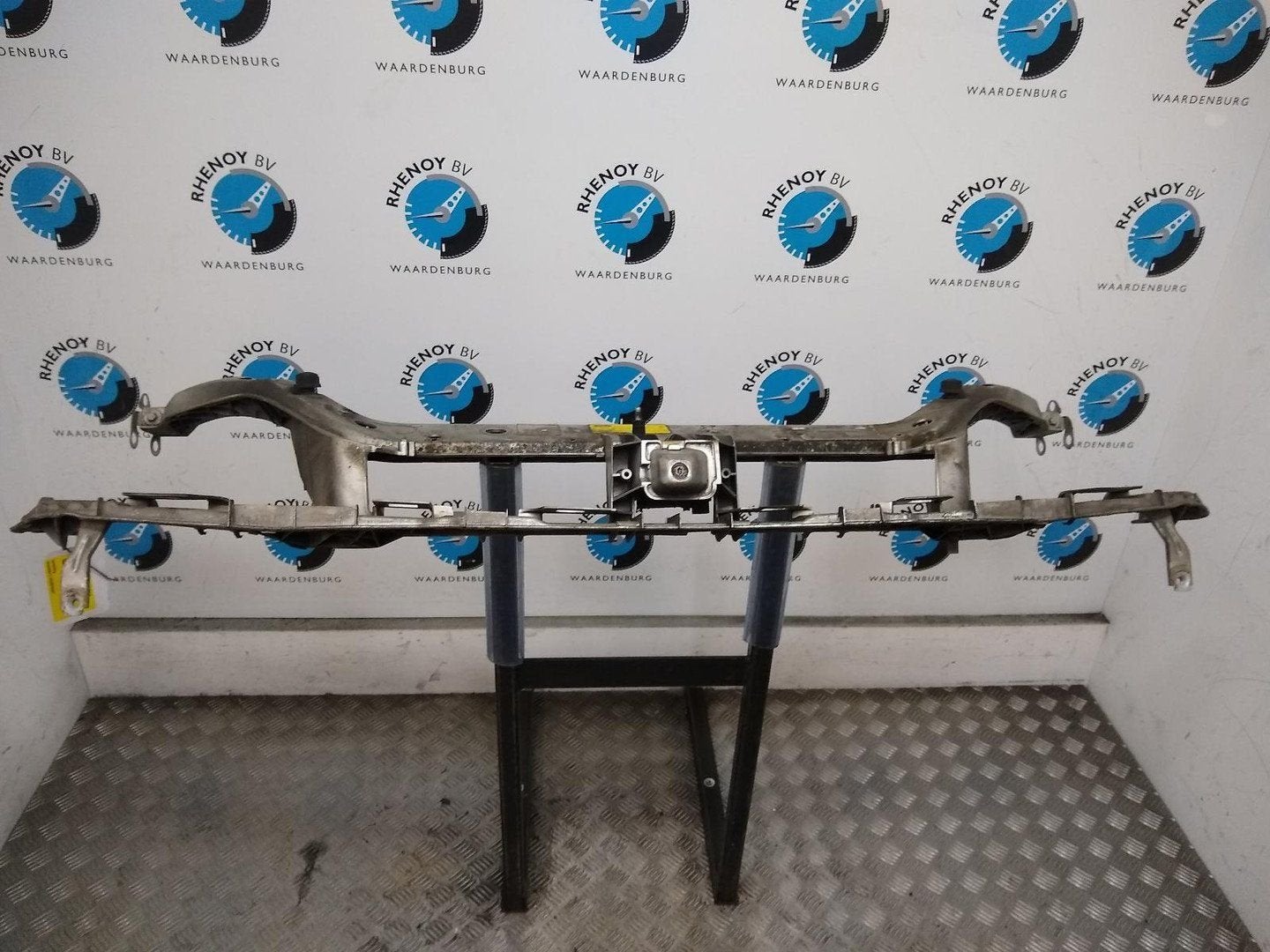 FORD FOCUS VOORFRONT 2001, Enlèvement ou Envoi, Utilisé, Stiba membre