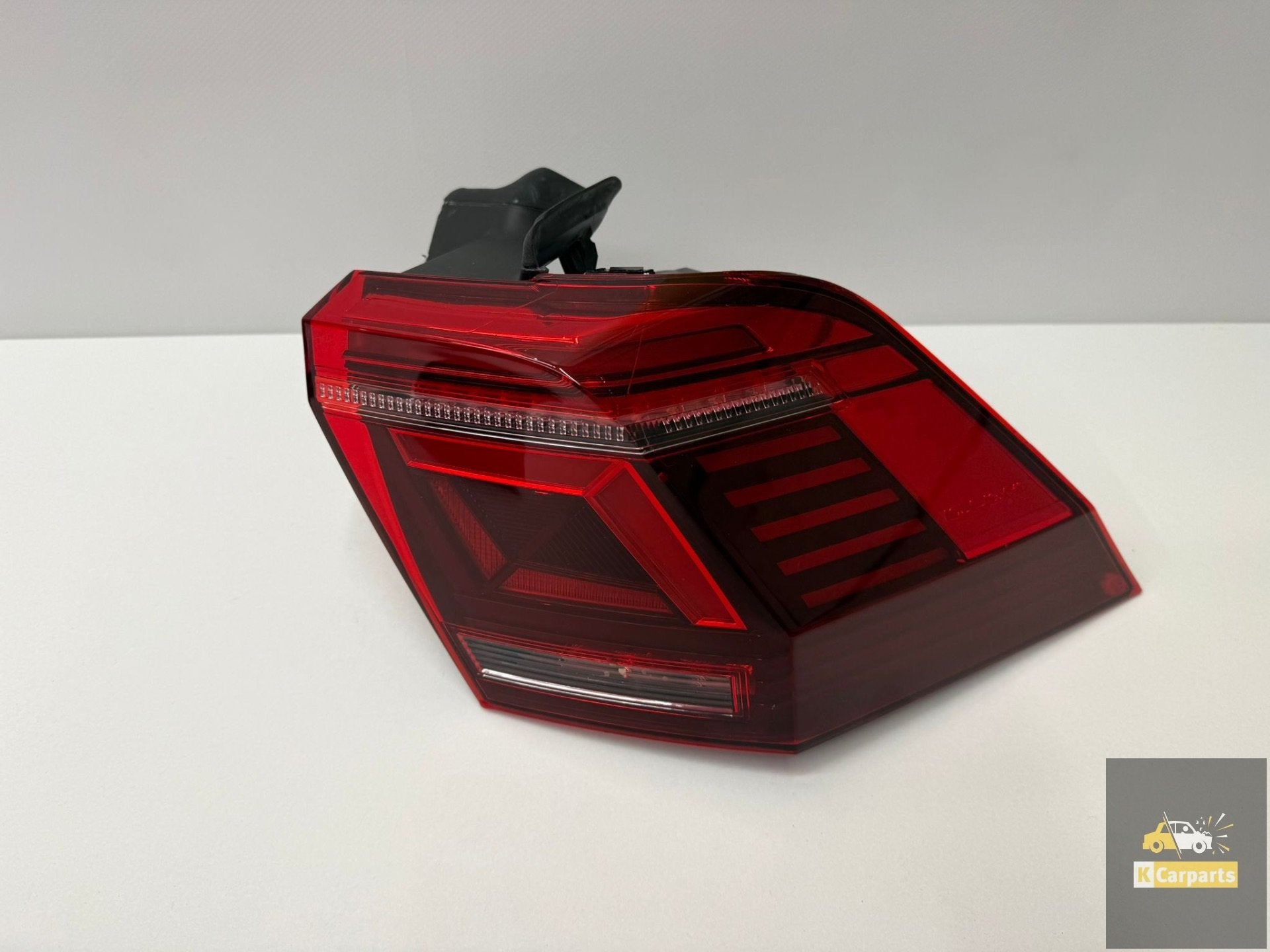 Feu arri re droit IQ-LIGHT pour Volkswagen Tiguan restyl 5NA, Autos : Pièces & Accessoires, Volkswagen, Volkswagen AG, Vw@volkswagen.de