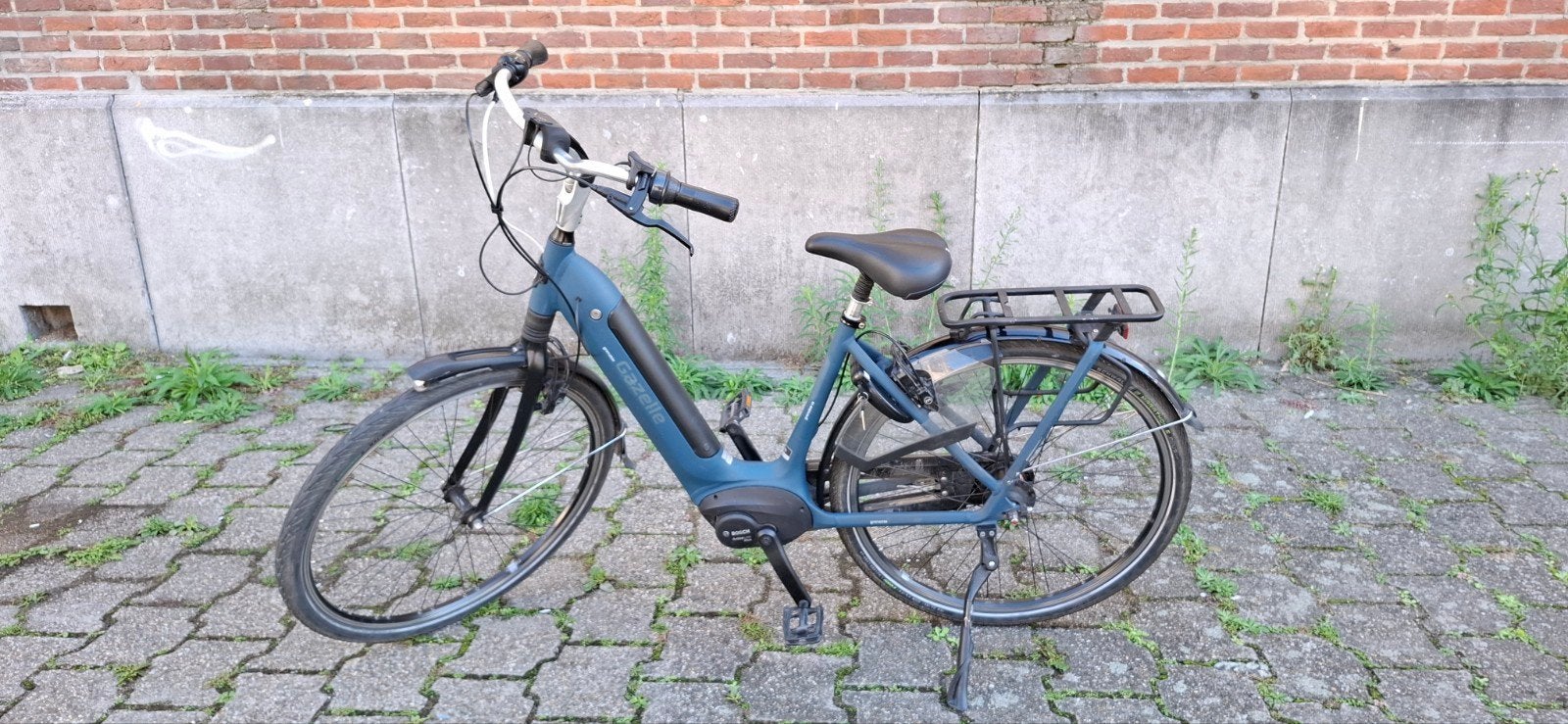 Vélo électrique Gazelle en bon état, Vélos & Vélomoteurs, Enlèvement, 50 km par batterie ou plus, Gazelle