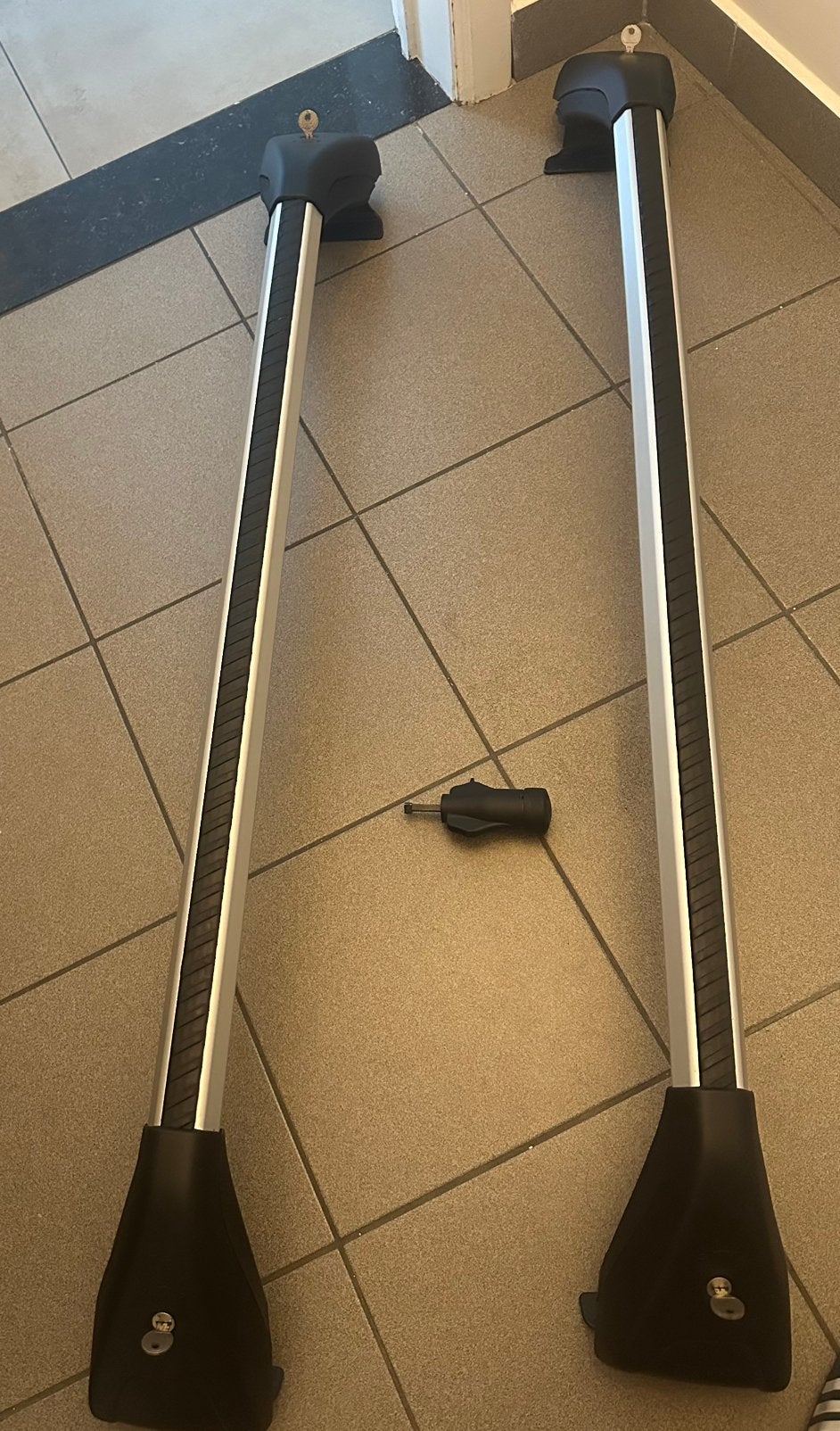 Dakdragers voor Volvo v60 zonder dakrails, Auto diversen, Ophalen, Zo goed als nieuw