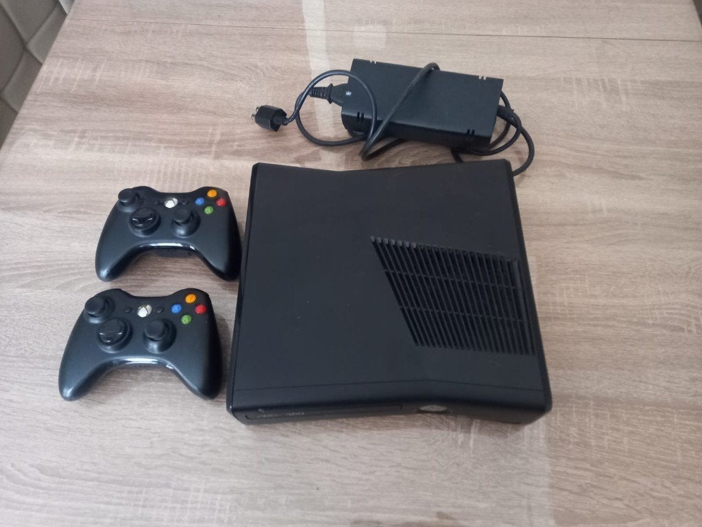 Console Xbox 360 Noir + 2 manette + 7 jeux +++++++ impecc, Games en Spelcomputers, Met 2 controllers, Ophalen of Verzenden, Gebruikt