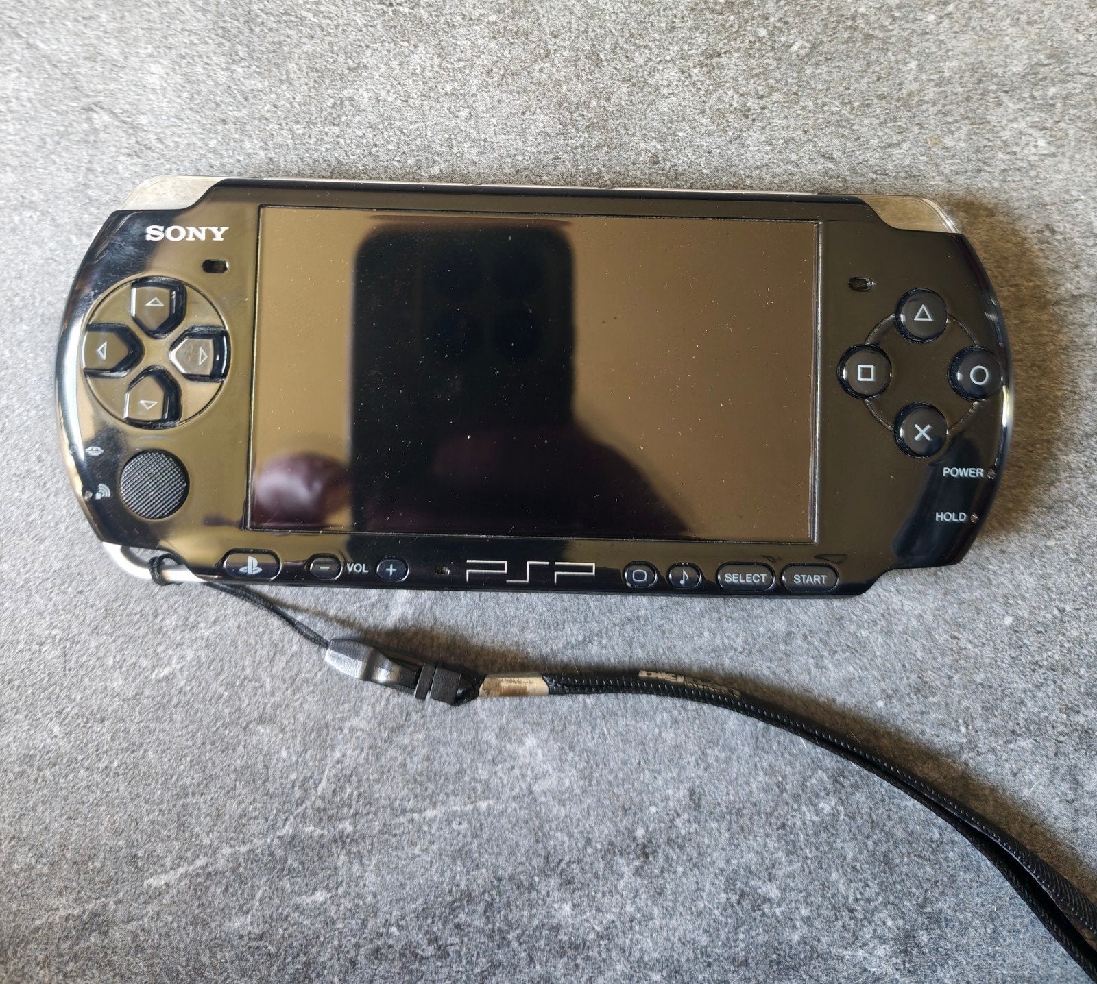 Grote Sony PSP bundel - PSP Console + 26 Games + Accessoires, Games en Spelcomputers, Spelcomputers | Sony PSP, Zo goed als nieuw