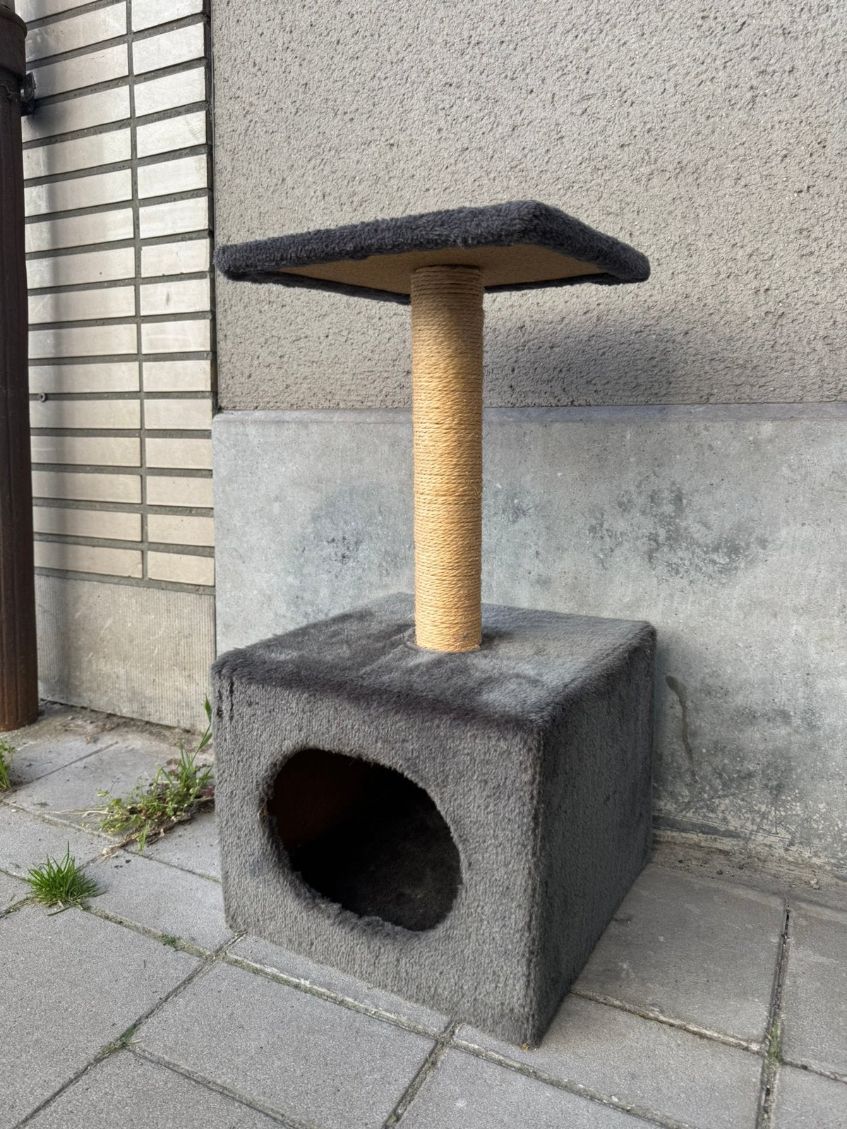 Krabpaal kat met nestje, Dieren en Toebehoren, Ophalen, Zo goed als nieuw, Krabpaal
