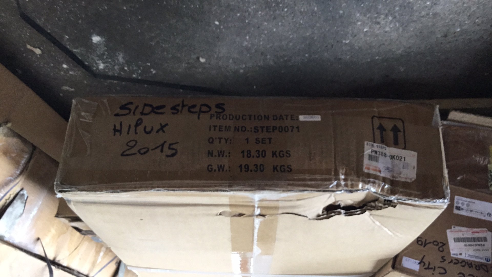 Nieuwe side steps Hilux 2015, Enlèvement