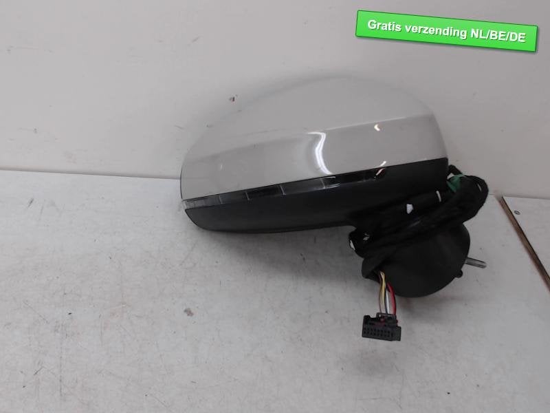 RETROVISEUR EXTERIEUR DROIT Audi A1 Sportback (8XA / 8XF), Auto-Union-Straße  1,
85057  Ingolstadt, DE, Info@audi.de, Audi, Utilisé