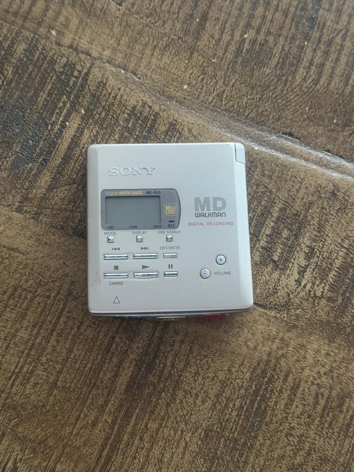 Walkman Minidisc sony MZ-R55 gold, Enlèvement ou Envoi, Enregistreur MiniDisc