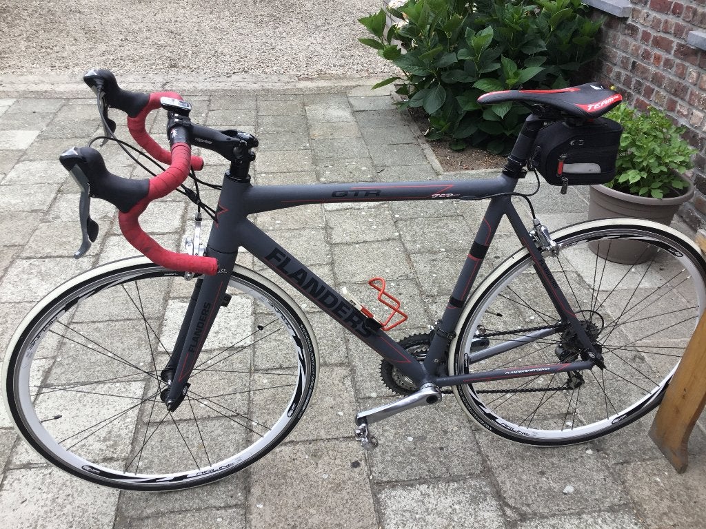 Koersfiets met motor, Overige merken, 10 tot 15 versnellingen, Velgrem, Ophalen of Verzenden