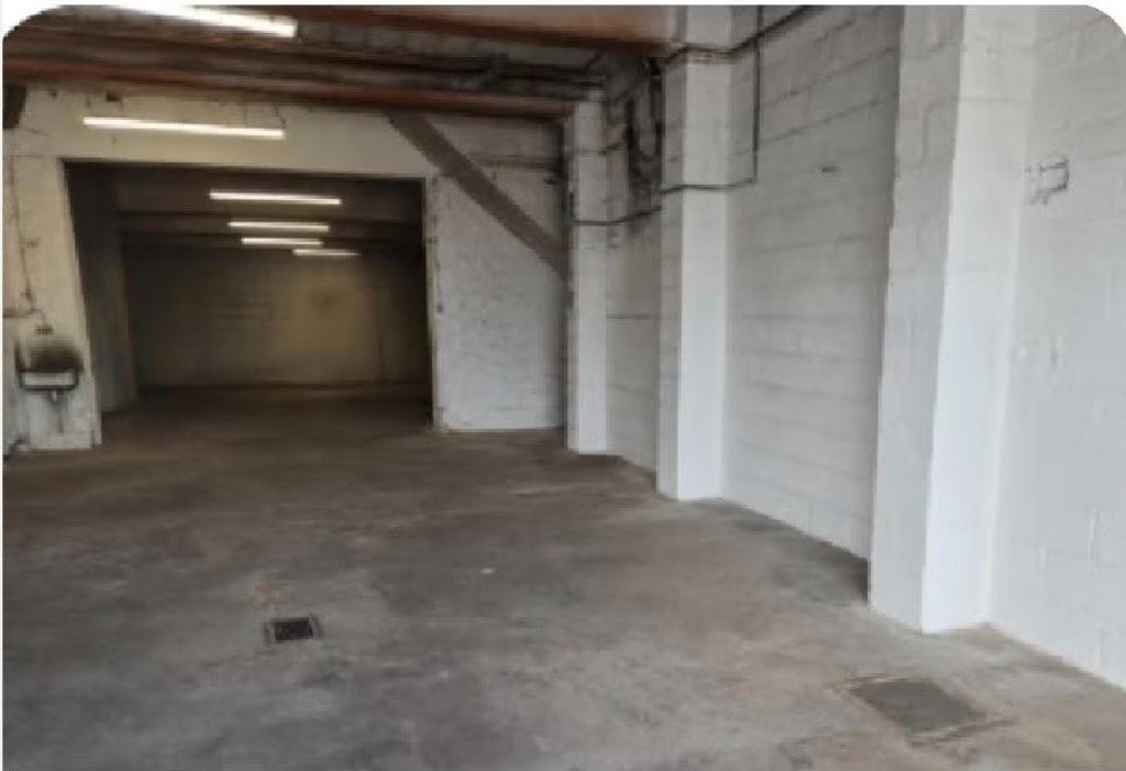 opslagruimte/ garage te huur