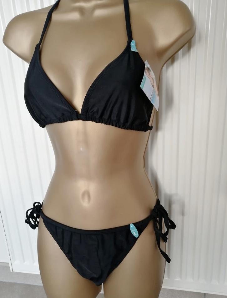 Mooie Zwarte Triangel Bikini - Small en Medium, Enlèvement ou Envoi, Neuf, Noir, Bikini