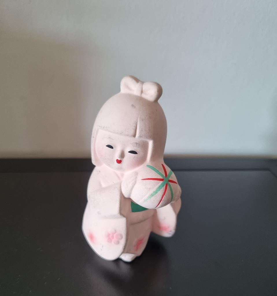 Jolie poupée japonaise Hakata, Envoi