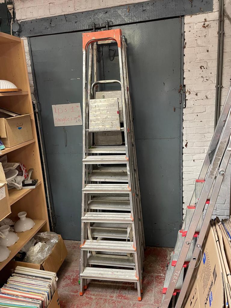 Aluminium ladders / trapladders 5 of 7 treden, Doe-het-zelf en Bouw, Ladders en Trappen, Ophalen, Gebruikt, Ladder, Opvouwbaar of Inschuifbaar