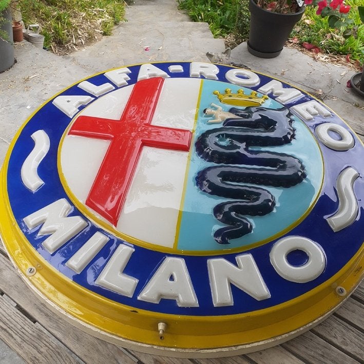 Enseigne lumineuse Alfa Roméo Milano 1950, Collections, Enlèvement ou Envoi, Utilisé, Panneau publicitaire