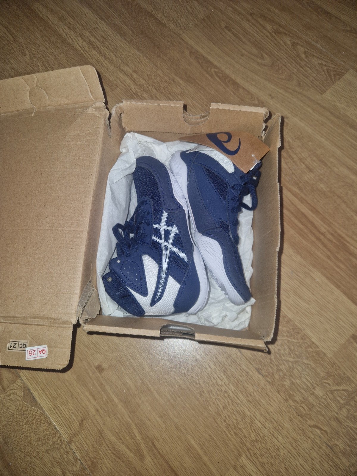 Chaussures Asics neuves Taille 27, Enfants & Bébés, Vêtements de bébé | Chaussures & Chaussettes, Neuf, Garçon, Asics, Enlèvement ou Envoi