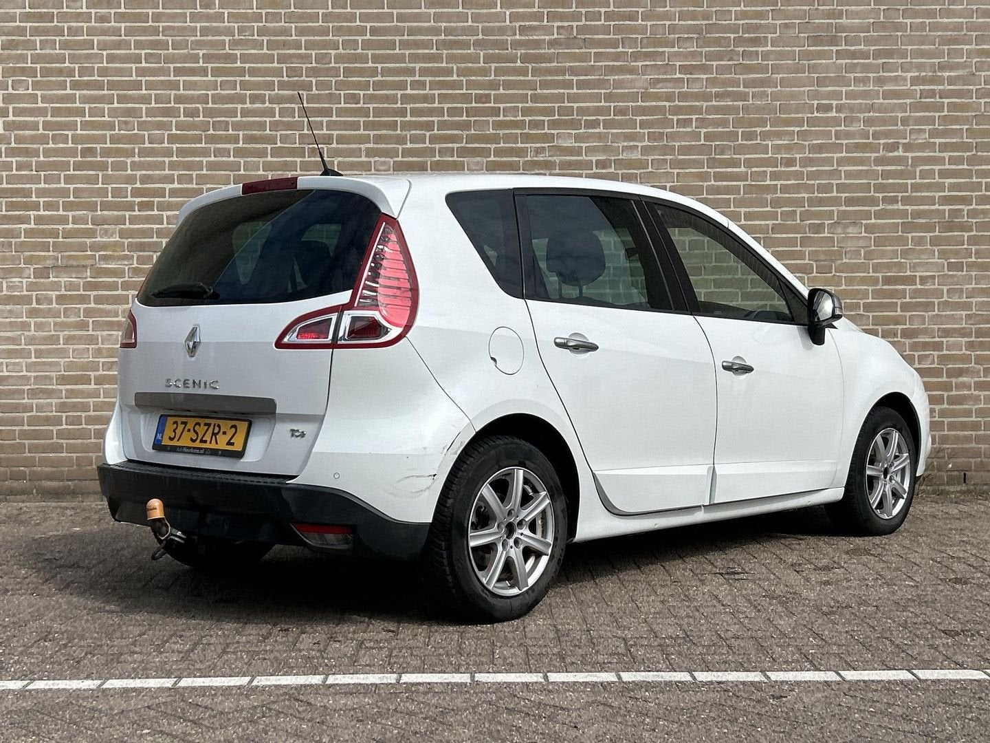 Renault Scenic 1.4 TCE Parisienne | Climate | Cruise | Navi, Autos, Renault, Achat, Entreprise, Boîte manuelle, Noir