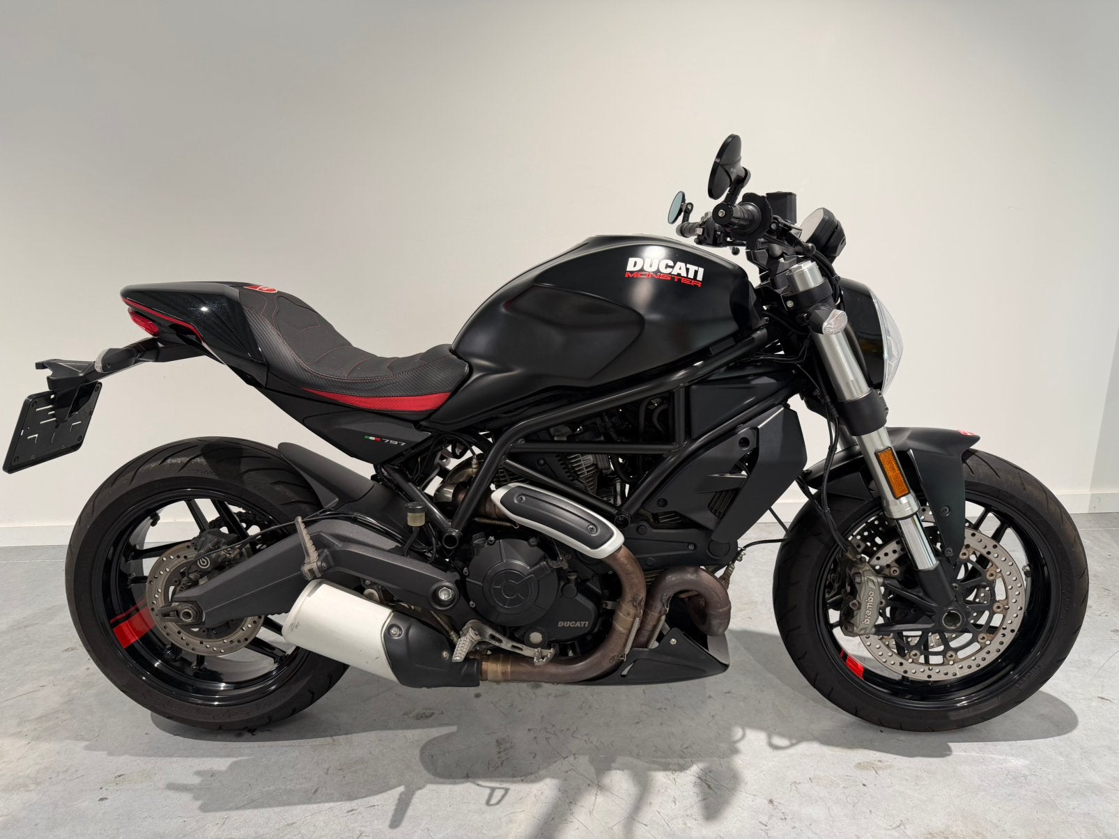 Ducati Monster 797 2017, 15137km, Motoren, Bedrijf