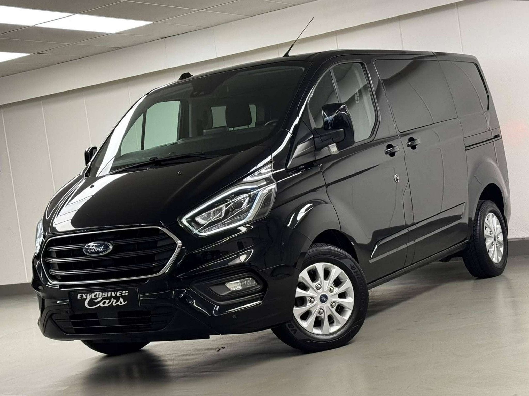 Ford Transit Custom 2.0 TDCI 170CV LIMITED DOUBLE CABINE 5 P, Auto's, Automaat, Stof, Gebruikt, 4 cilinders