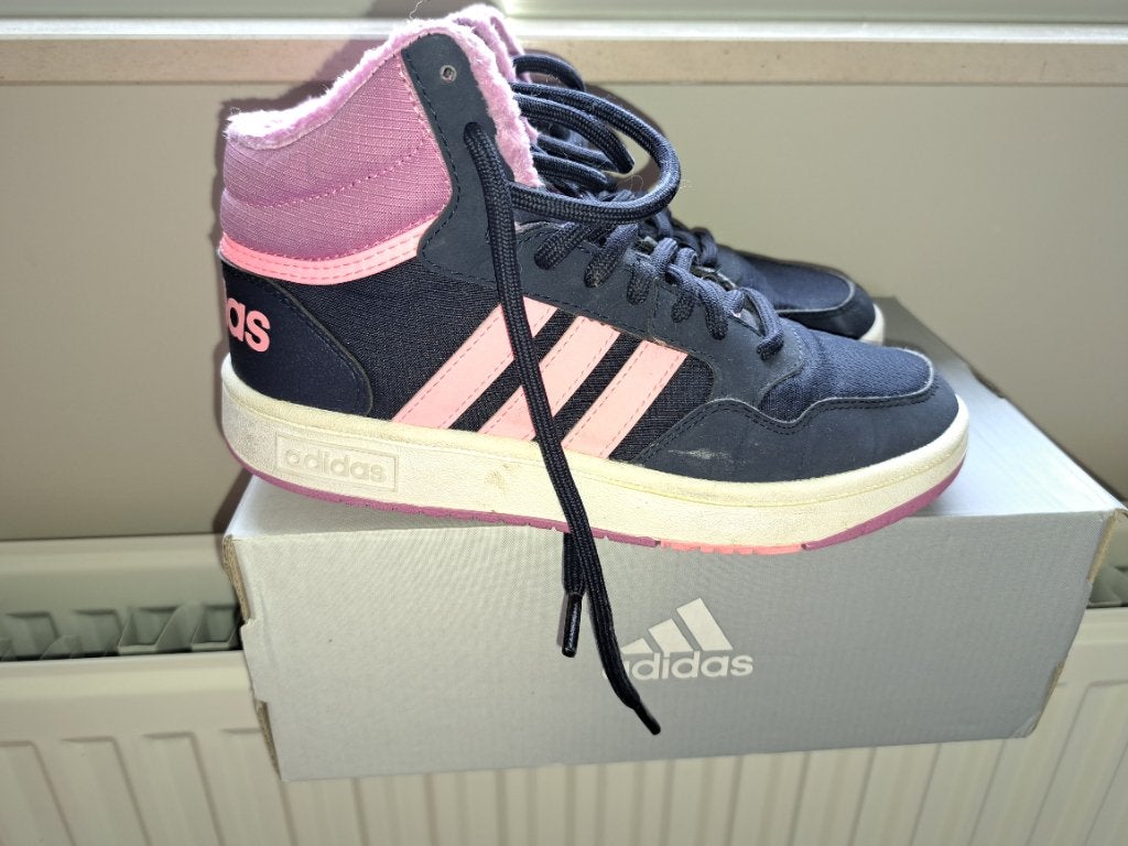 Adidas sneakers winter meisjes maat 35, Adidas, Meisje, Schoenen, Ophalen of Verzenden