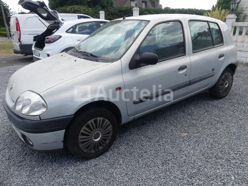 Voiture Renault Clio (2000-158.610 km), Autos, Oldtimers & Ancêtres, Achat, Entreprise, Autre carrosserie, Autres carburants