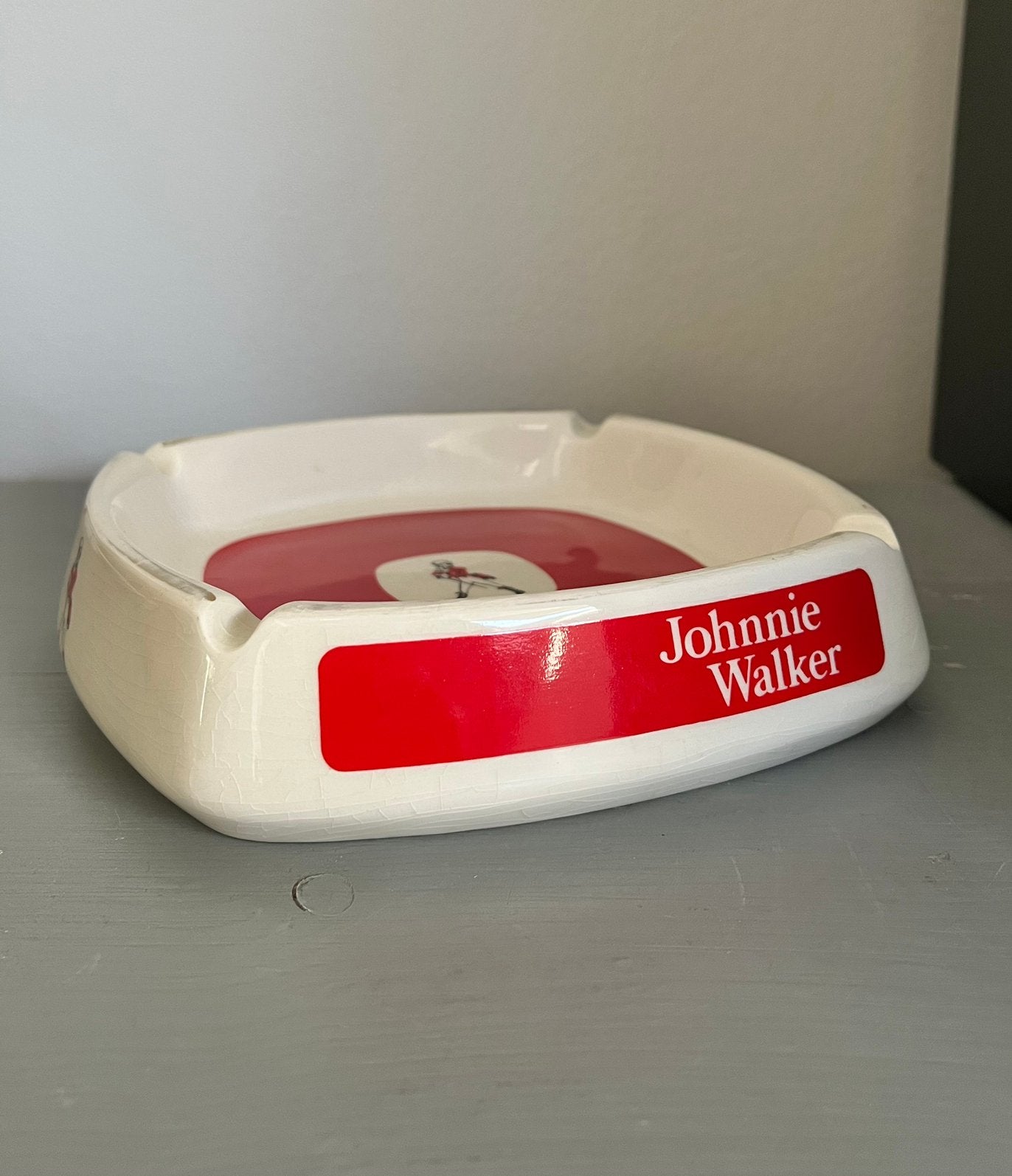 Cendrier vintage johnnie walker, Enlèvement