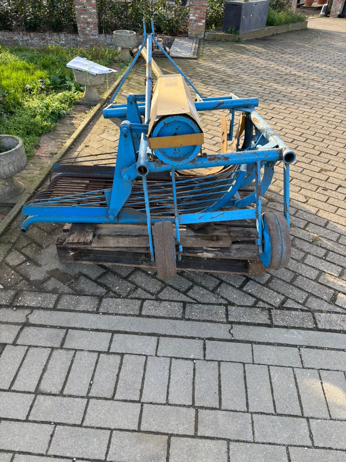 Aardappelrooier, Ophalen