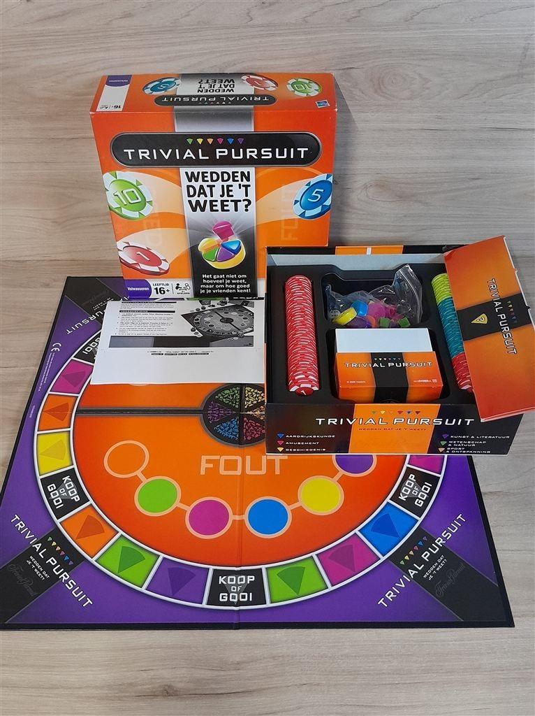 Trivial pursuit - wedden dat je het weet - s5569, Hobby en Vrije tijd, Gezelschapsspellen | Bordspellen, Zo goed als nieuw, Verzenden