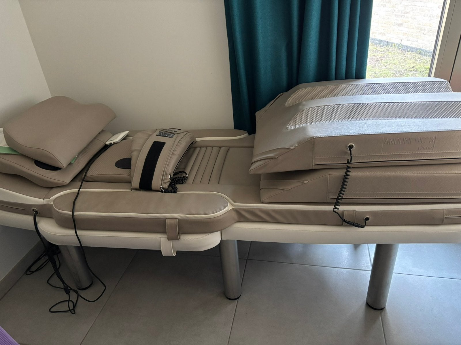 Andulatie bed, Sport en Fitness, Ophalen, Zo goed als nieuw