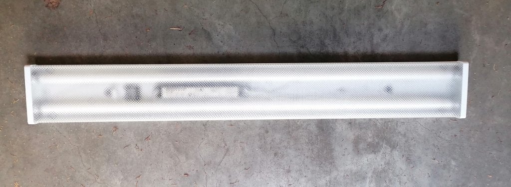TL Armaturen - 4 stuks - 10 €., Huis en Inrichting, Ophalen, Gebruikt, TL- en paneelverlichting