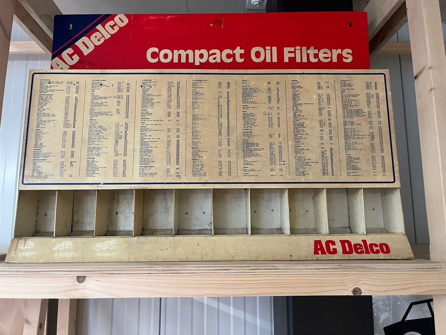 AC Delco reclamekastje voor Compact Oil Filters., Ophalen, Gebruikt, -, -