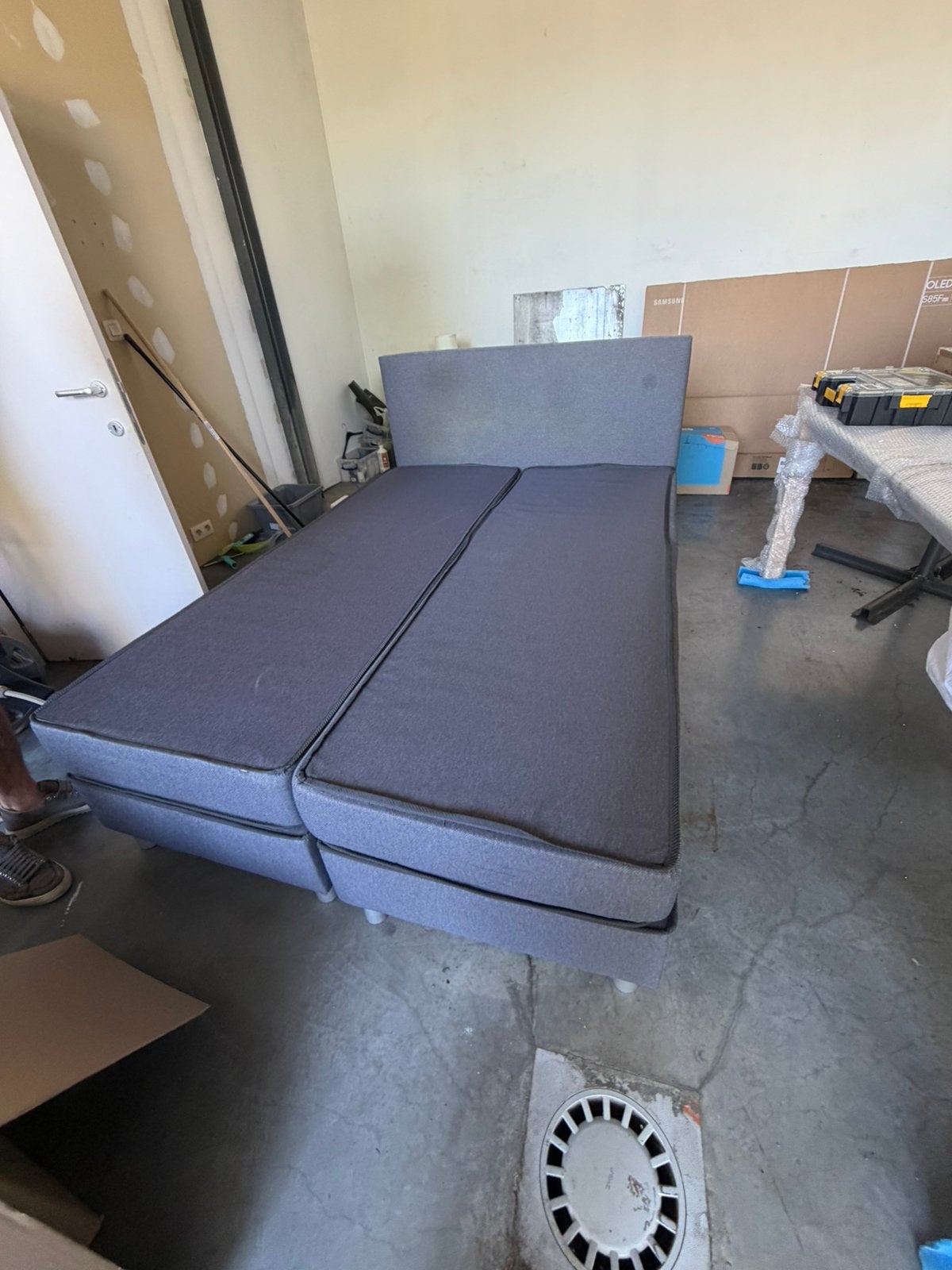 Boxspring twijfelaar, Ophalen, Zo goed als nieuw, Twijfelaar