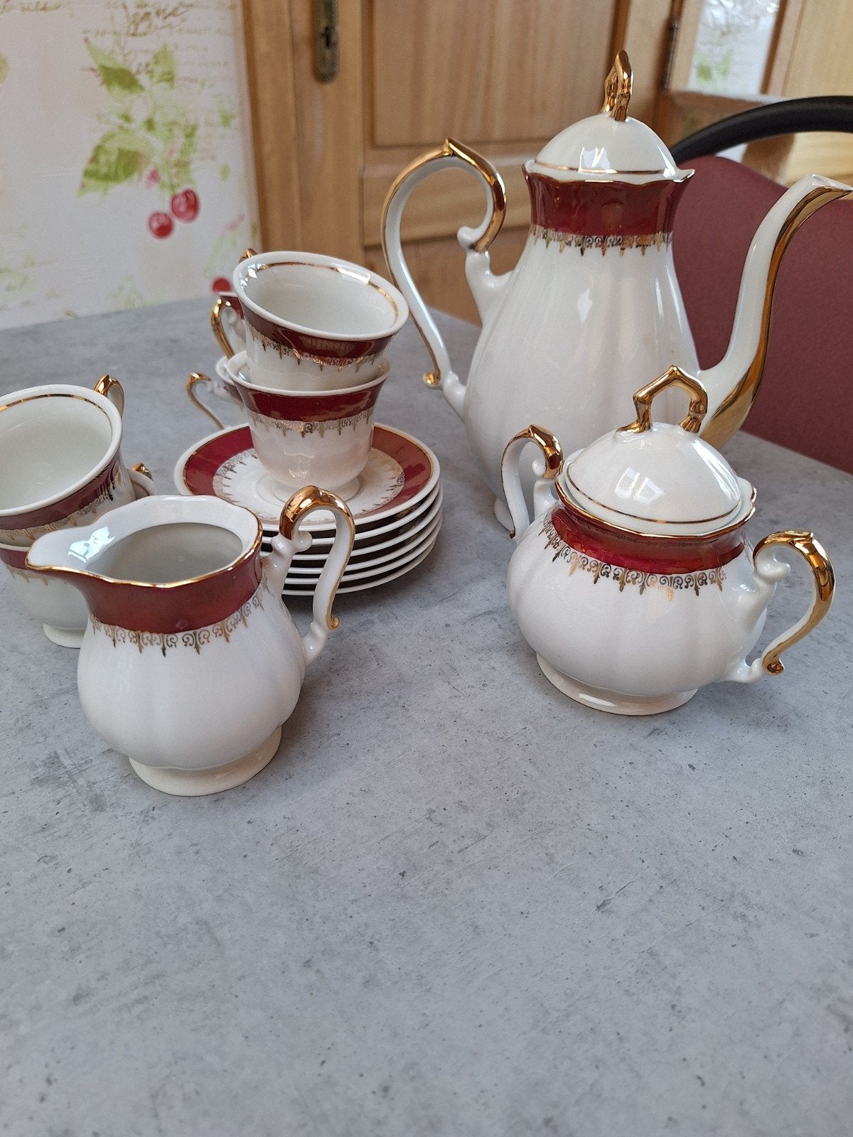 Mokka servies Joegoslavisch Zajecar porcelein jaren 1960, Ophalen