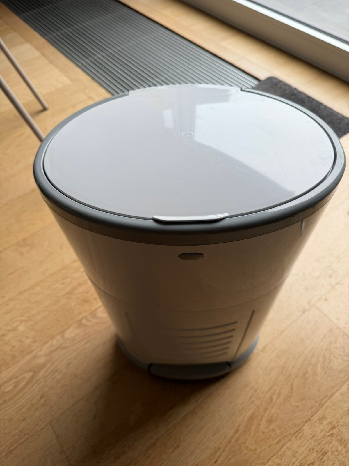 Korbell luieremmer 16L – wit/grijs – goede staat, Enlèvement, Comme neuf